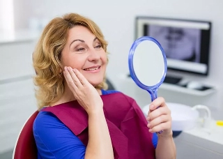 Best-Holistic-Dentistry-Woman